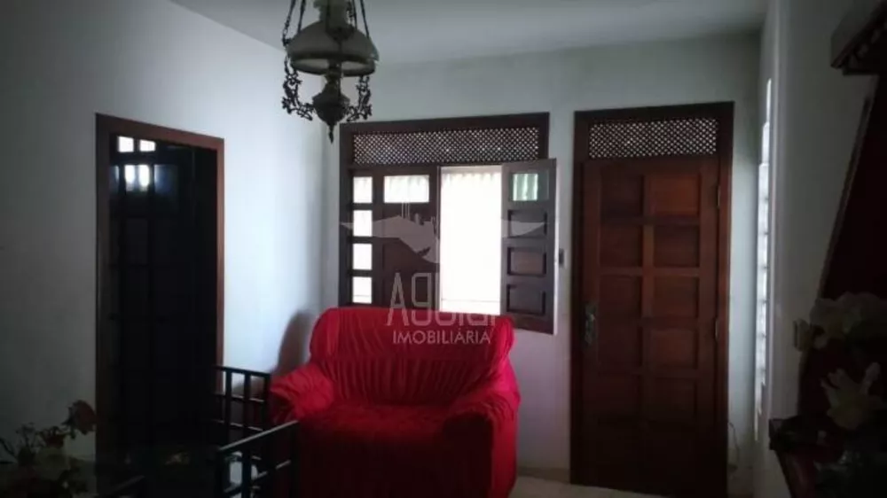 Casa à venda com 5 quartos, 1m² - Foto 5