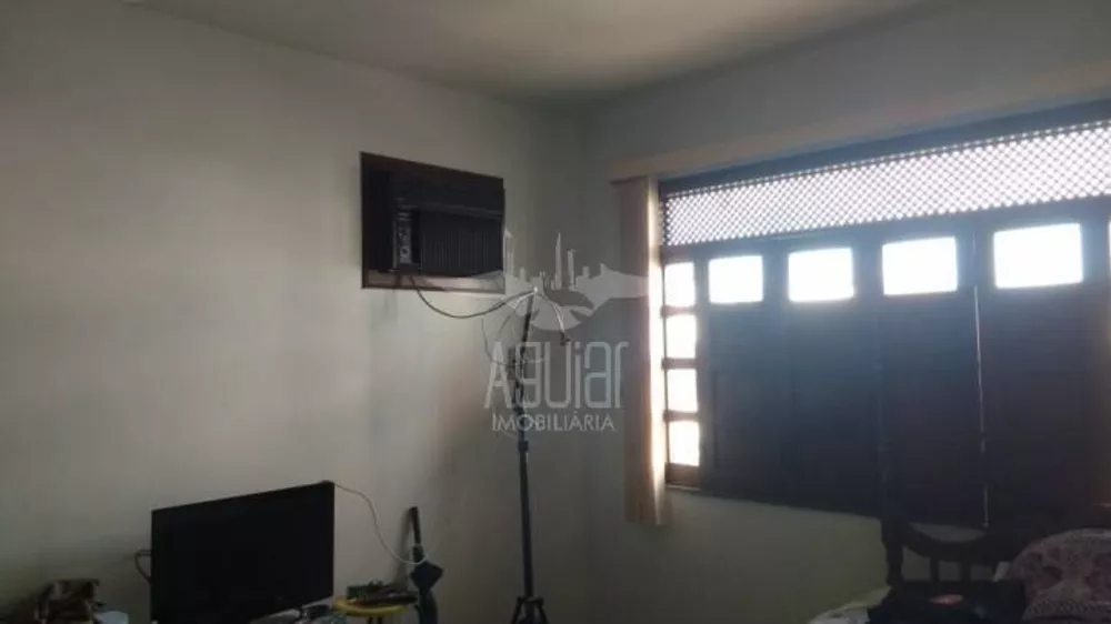 Casa à venda com 5 quartos, 1m² - Foto 8