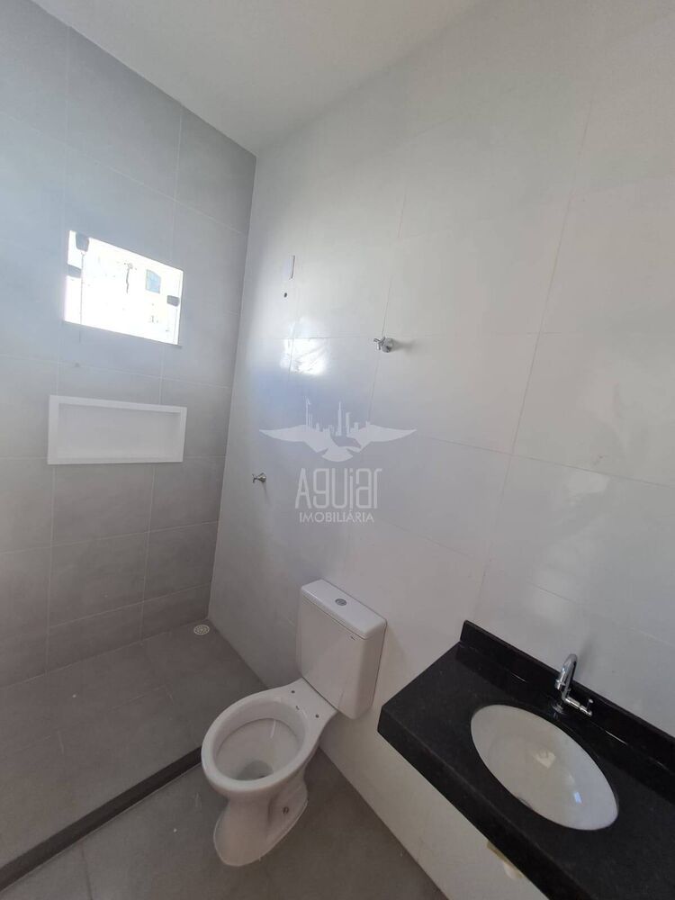 Casa à venda com 2 quartos, 68m² - Foto 12