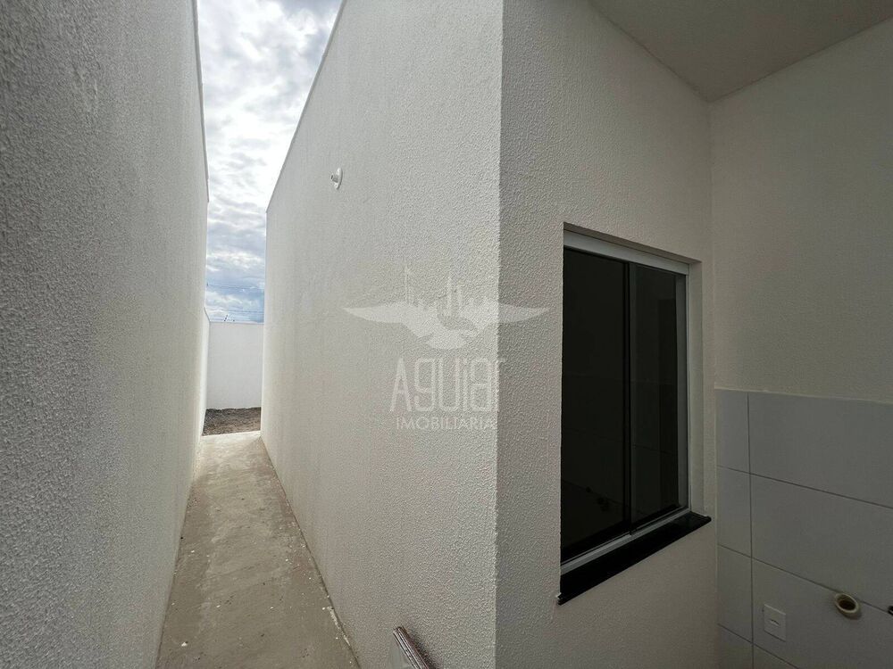 Casa à venda com 2 quartos, 63m² - Foto 19