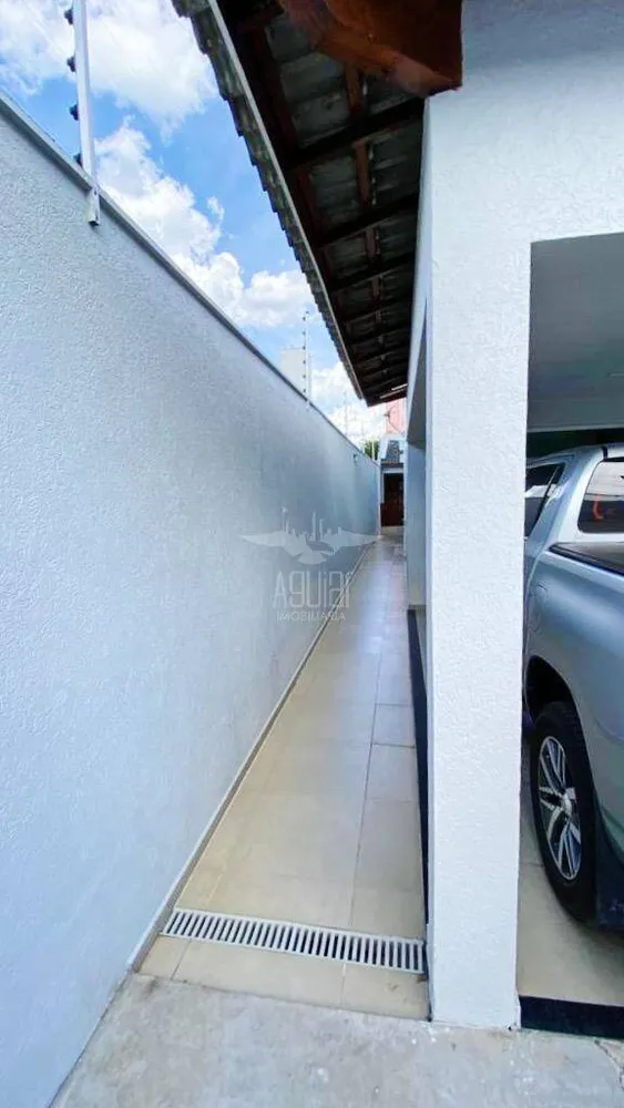 Casa, 3 quartos, 200 m² - Foto 2