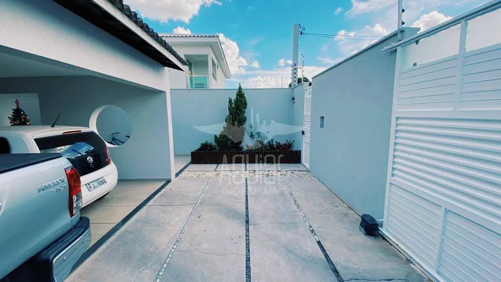 Casa, 3 quartos, 200 m² - Foto 3