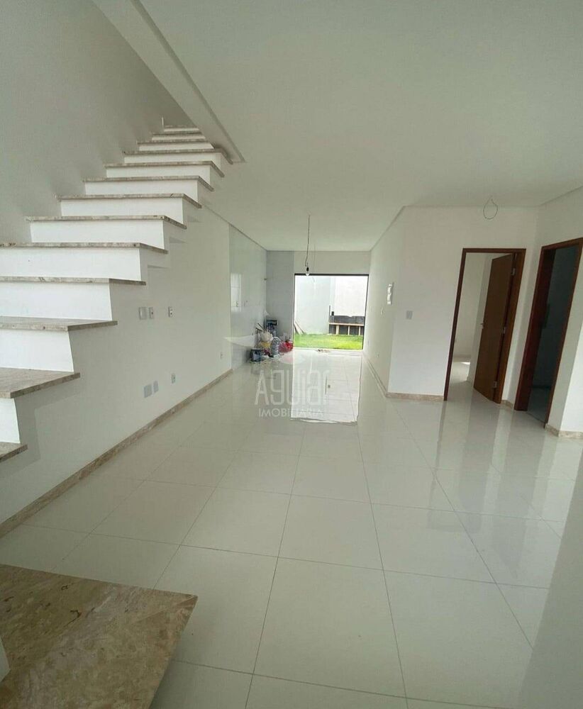 Casa à venda com 4 quartos, 130m² - Foto 9