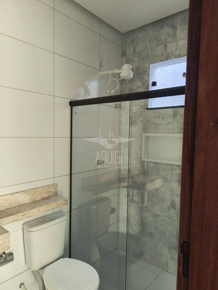 Casa à venda com 2 quartos, 83m² - Foto 4
