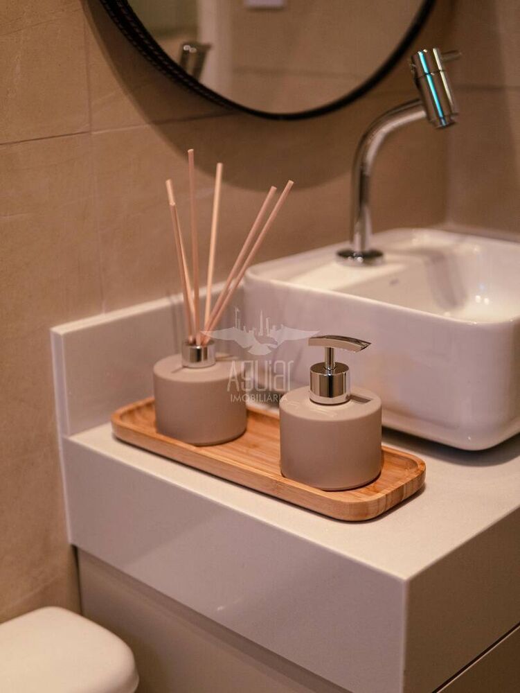 Casa à venda com 2 quartos, 55m² - Foto 18
