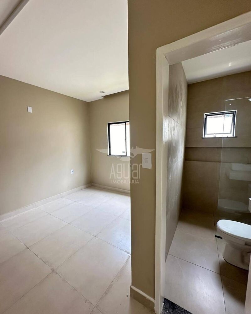 Casa à venda com 2 quartos, 55m² - Foto 10