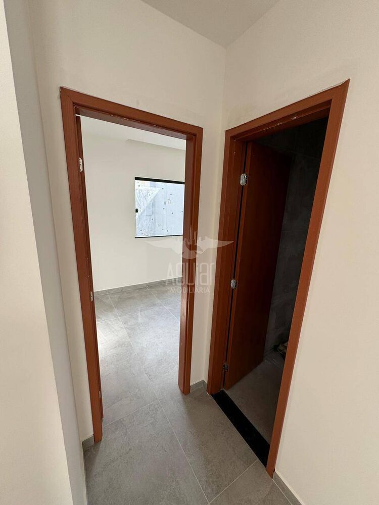 Casa à venda com 3 quartos, 85m² - Foto 11