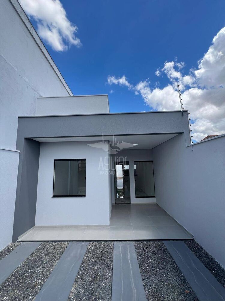 Casa à venda com 2 quartos, 69m² - Foto 2