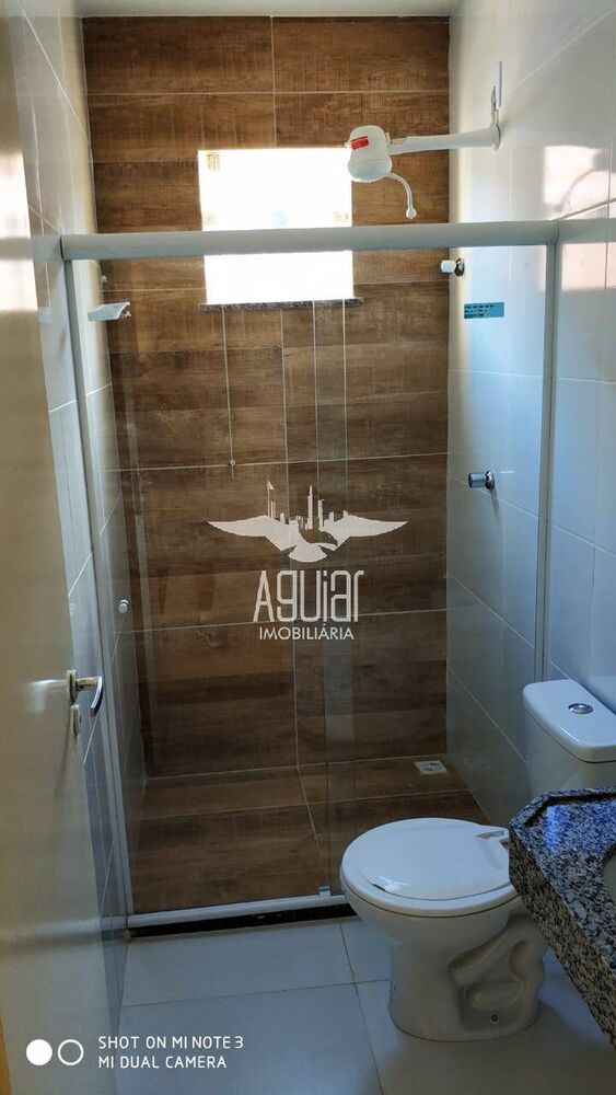 Casa à venda com 2 quartos, 67m² - Foto 6
