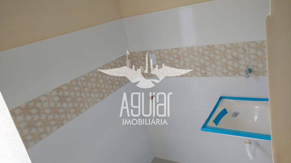 Casa à venda com 2 quartos, 67m² - Foto 5
