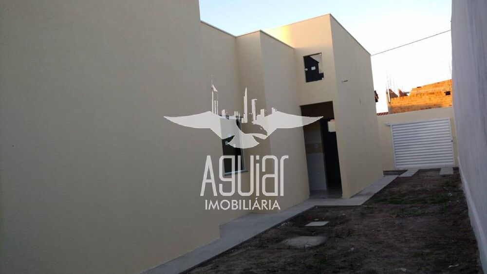 Casa à venda com 2 quartos, 67m² - Foto 8