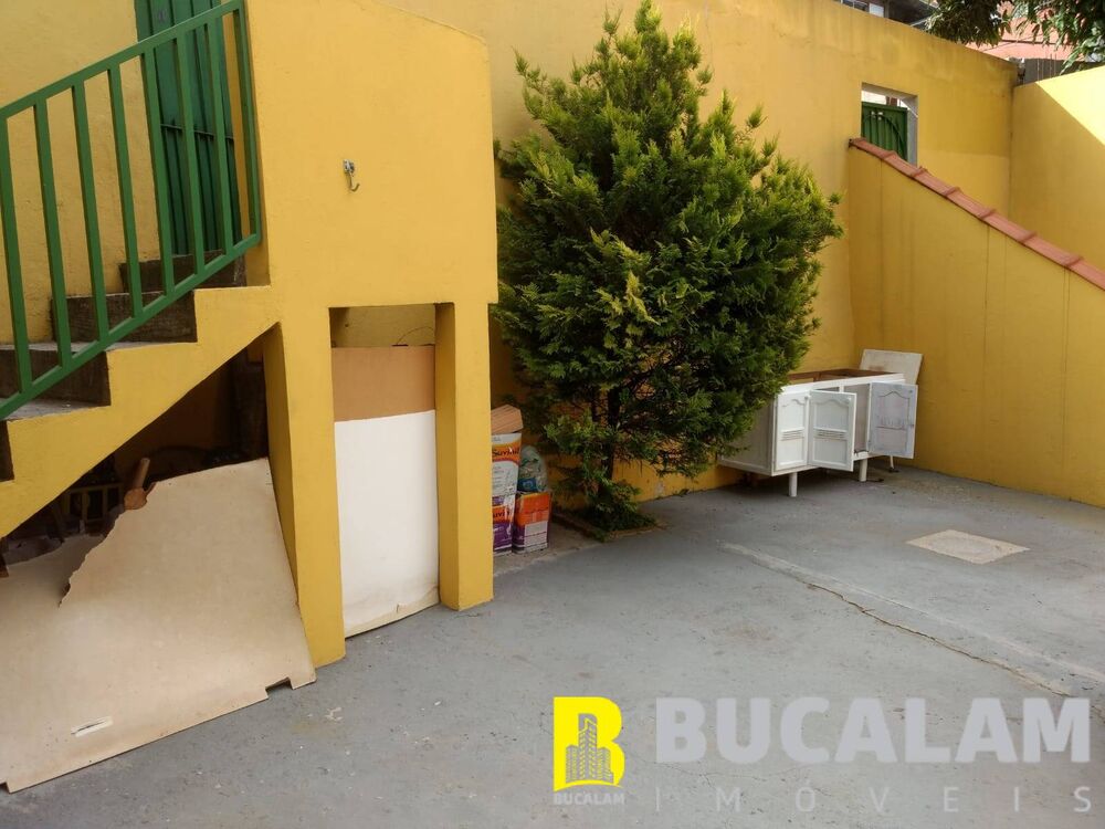 Casa, 6 quartos, 180 m² - Foto 2