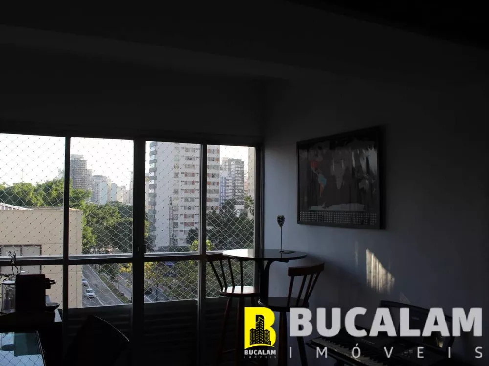 Apartamento à venda com 2 quartos, 64m² - Foto 3