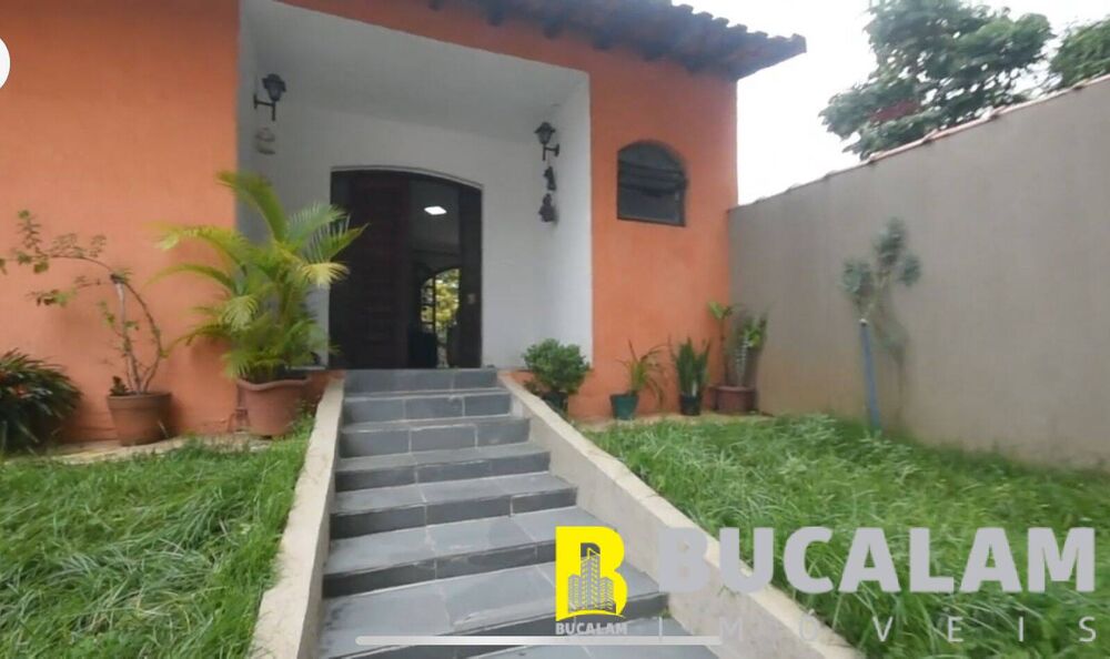 Casa, 3 quartos, 250 m² - Foto 1