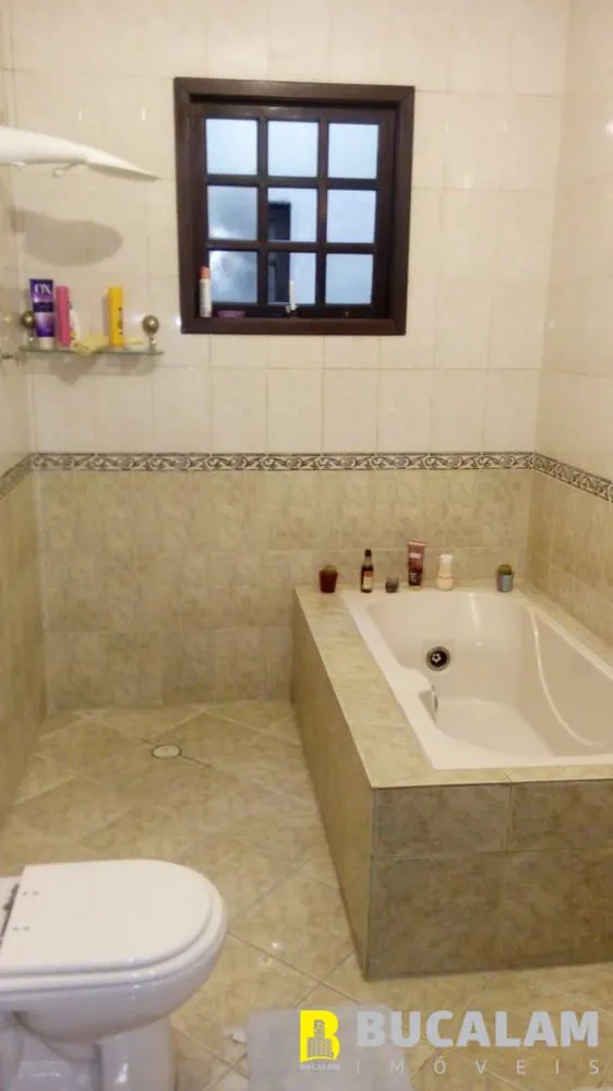 Casa, 3 quartos, 240 m² - Foto 8