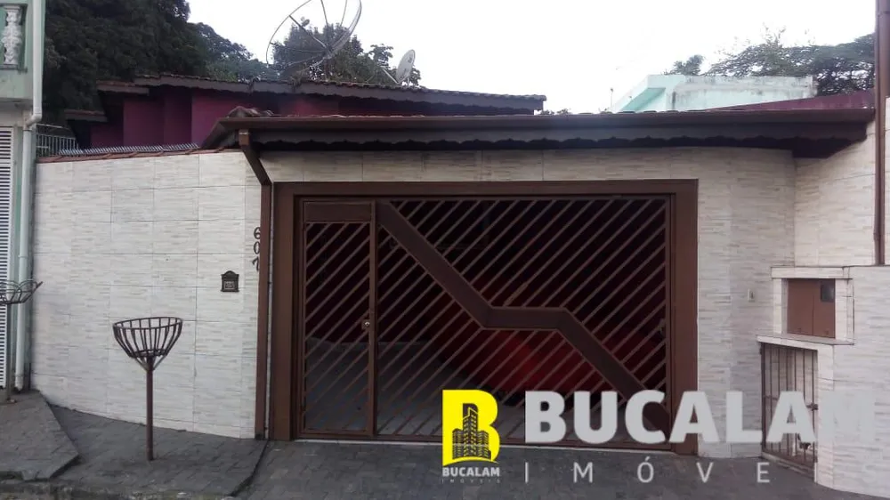 Casa, 3 quartos, 240 m² - Foto 2