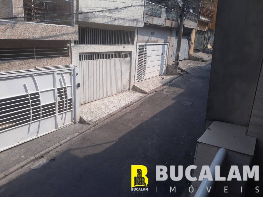 Casa à venda com 3 quartos, 260m² - Foto 2