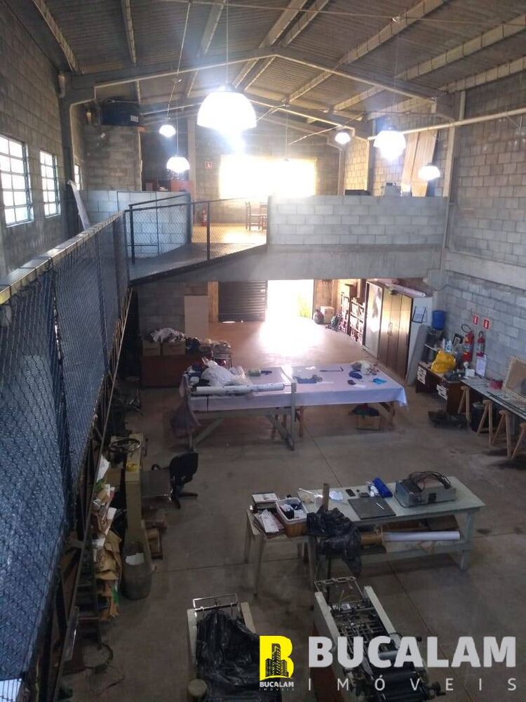 Depósito-Galpão-Armazém para alugar, 200m² - Foto 5