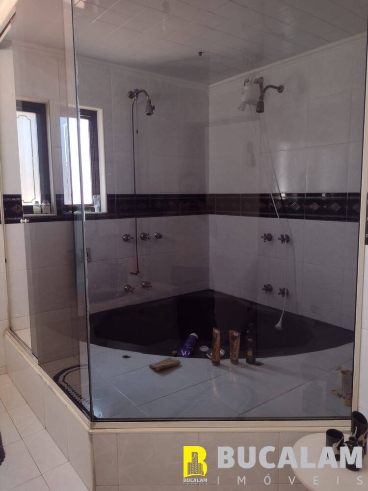 Casa, 4 quartos, 302 m² - Foto 1