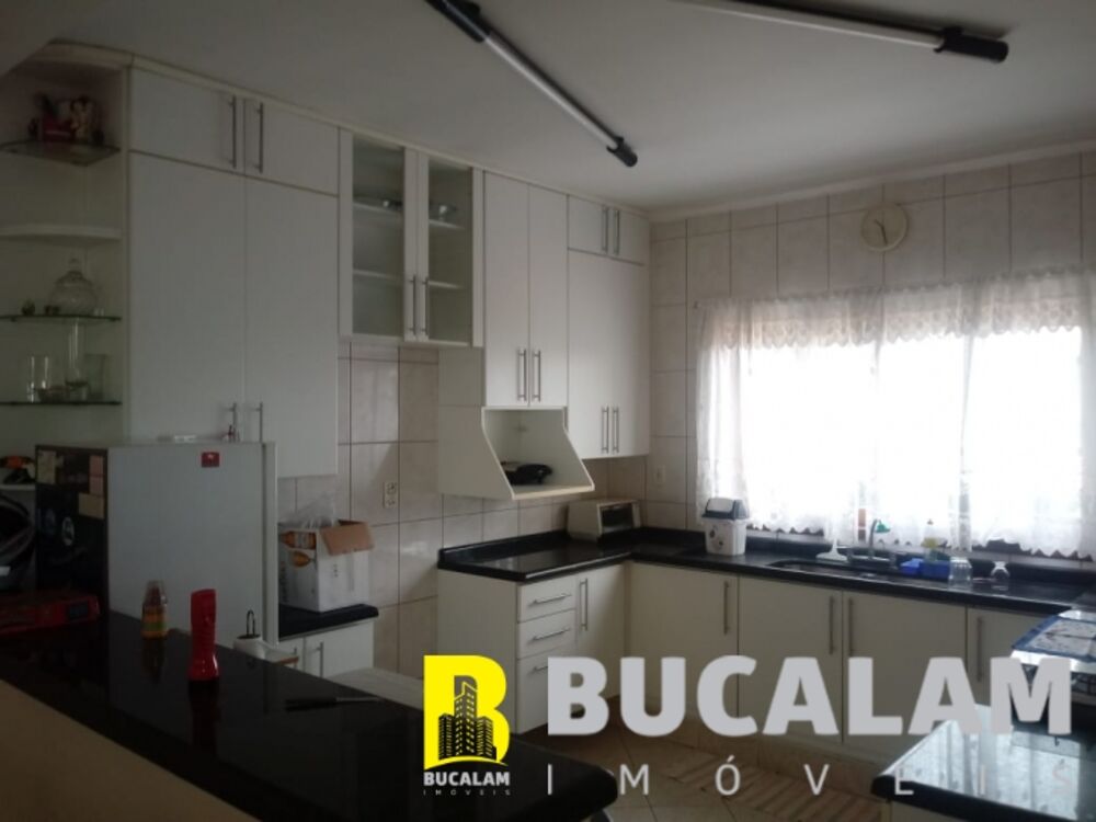 Casa, 3 quartos, 360 m² - Foto 4