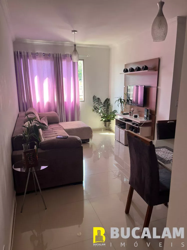 Apartamento à venda com 3 quartos, 60m² - Foto 1