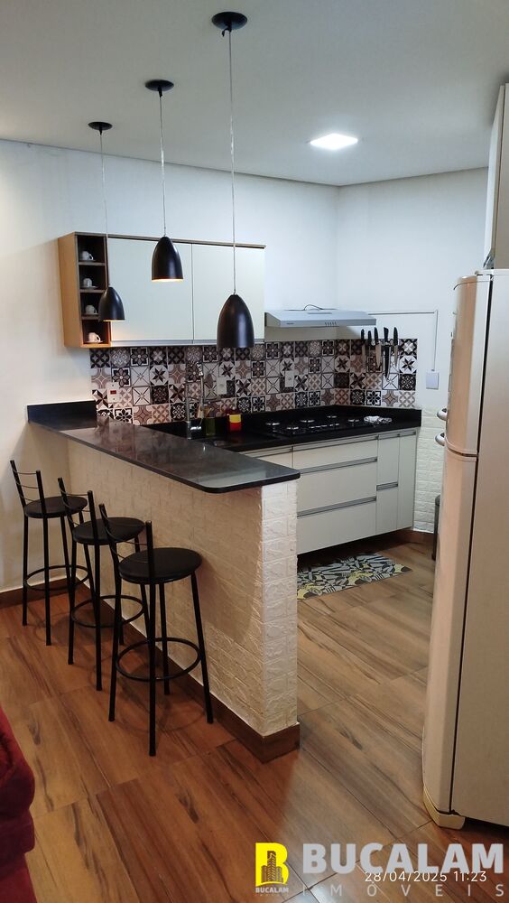Casa à venda com 2 quartos, 96m² - Foto 5