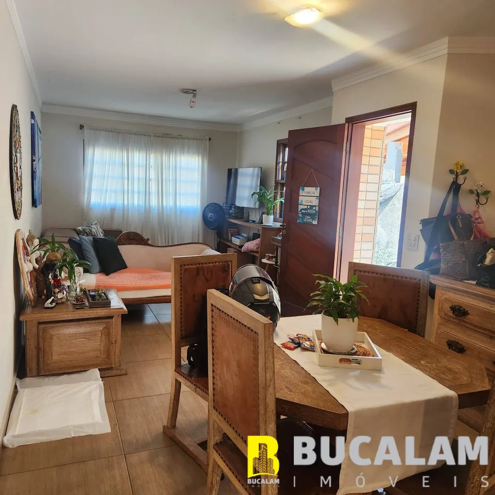 Casa, 3 quartos, 230 m² - Foto 2