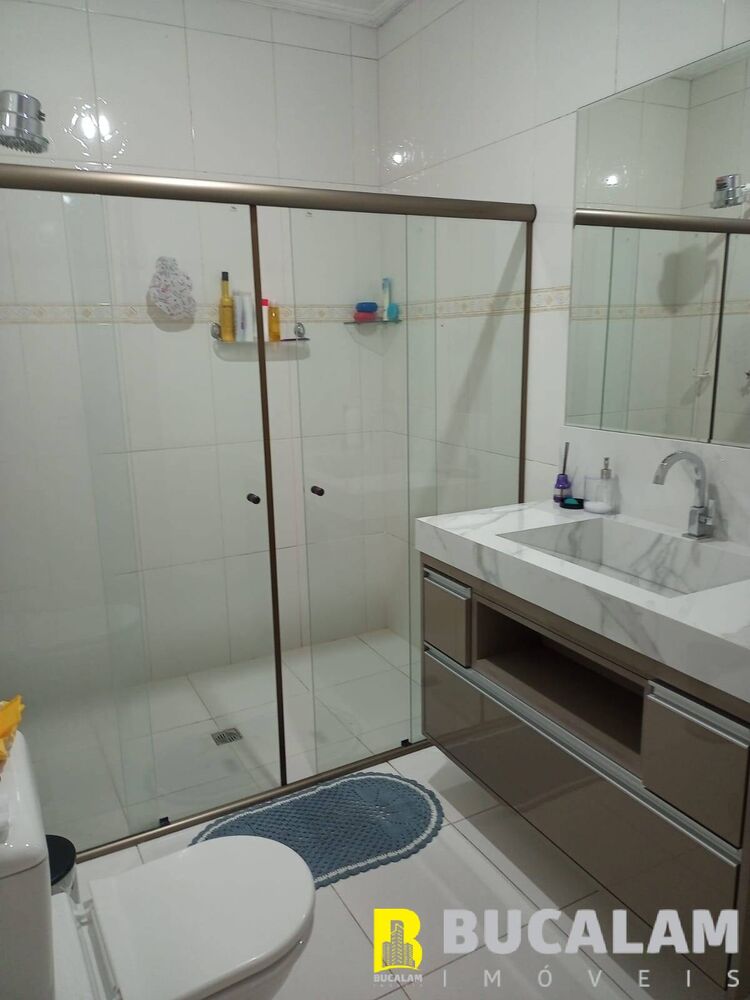 Casa, 3 quartos, 240 m² - Foto 8