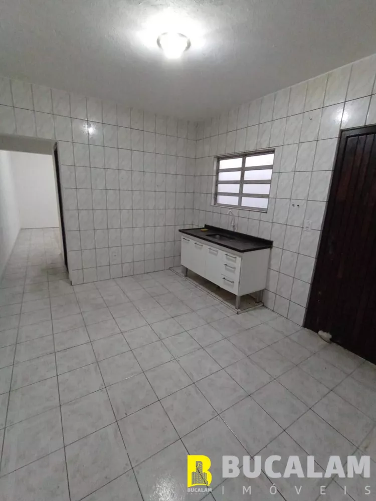 Casa à venda com 2 quartos, 100m² - Foto 8