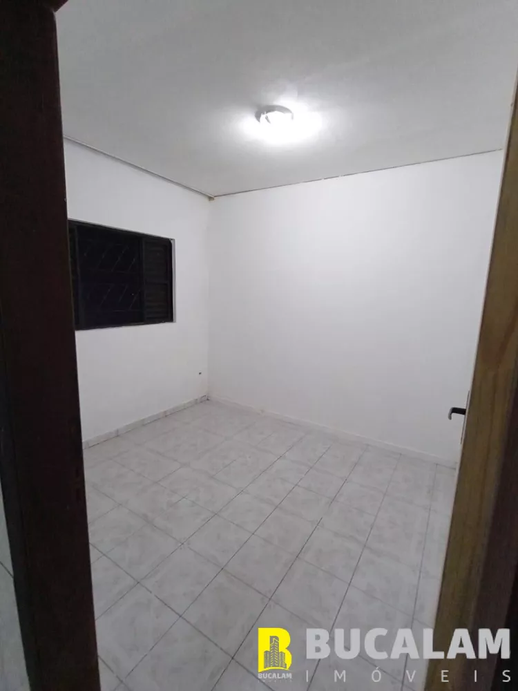 Casa à venda com 2 quartos, 100m² - Foto 5