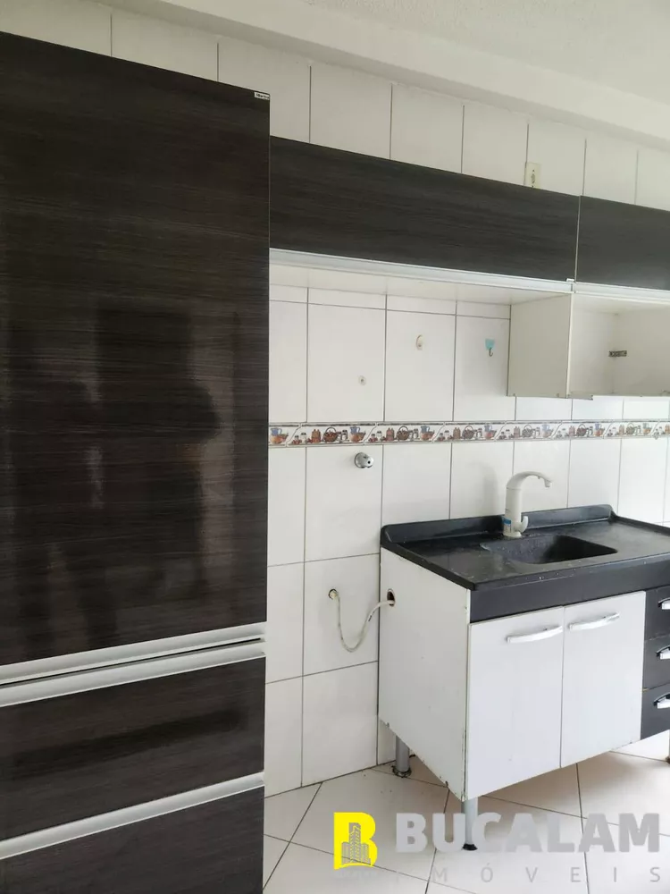 Apartamento para alugar com 3 quartos, 98m² - Foto 3