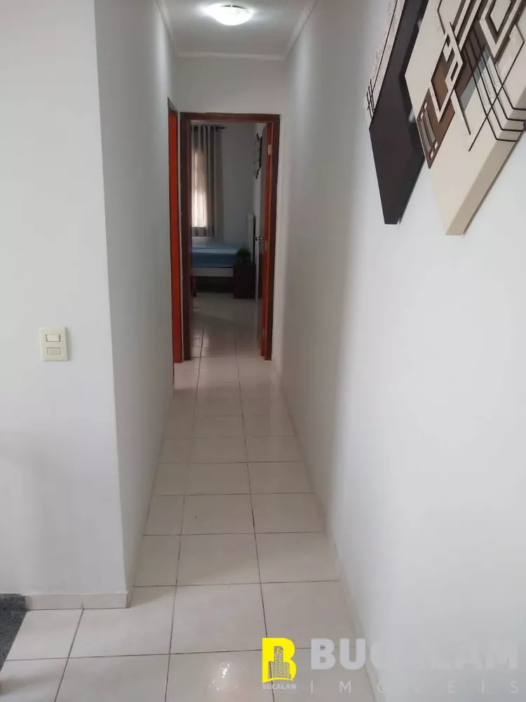 Casa à venda com 3 quartos, 200m² - Foto 4