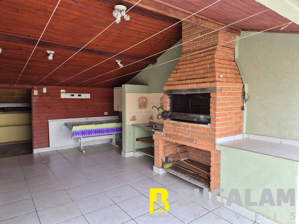 Casa, 3 quartos, 240 m² - Foto 2
