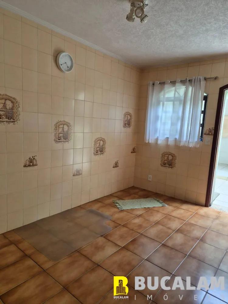Casa, 3 quartos, 240 m² - Foto 4