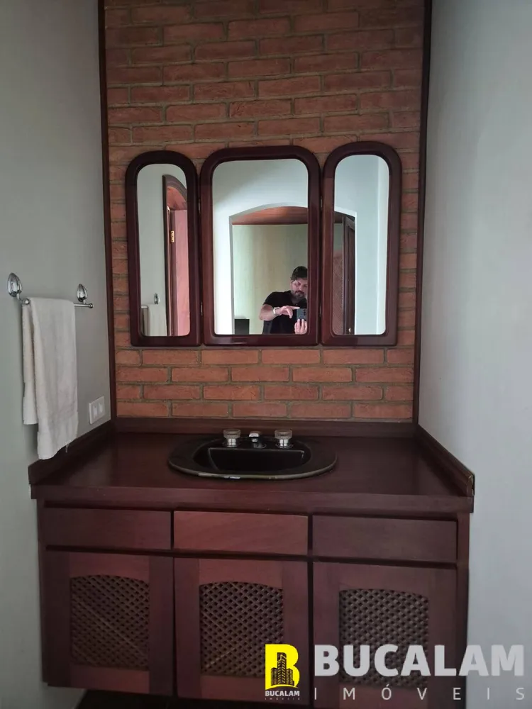 Casa, 3 quartos, 240 m² - Foto 1