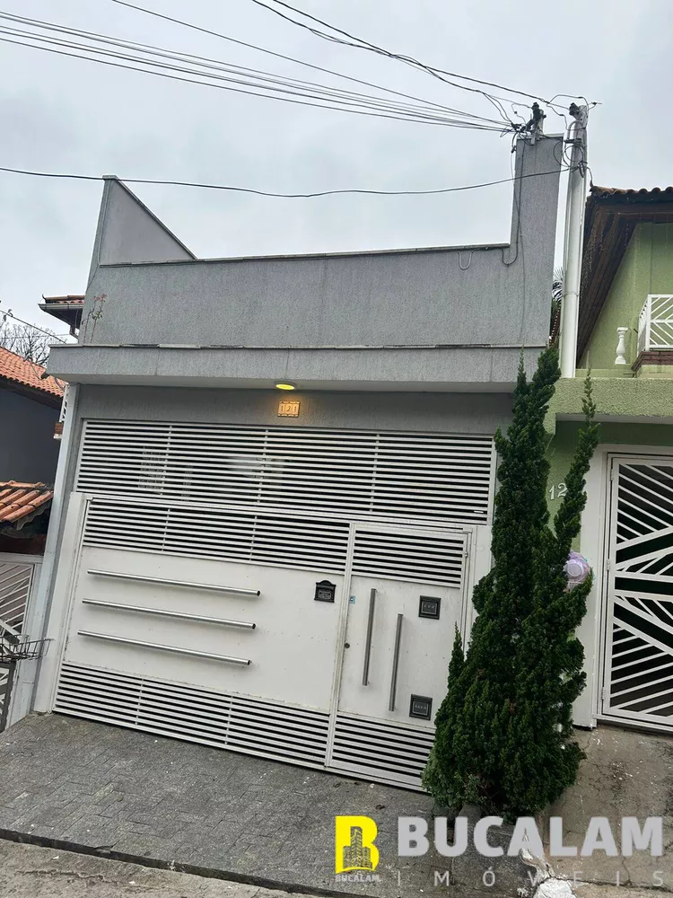 Casa à venda com 2 quartos, 100m² - Foto 1