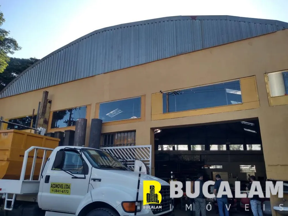 Depósito-Galpão, 1800 m² - Foto 1