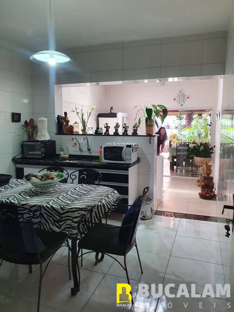 Casa, 3 quartos, 260 m² - Foto 15