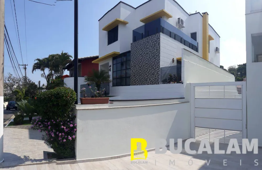 Casa, 3 quartos, 250 m² - Foto 16