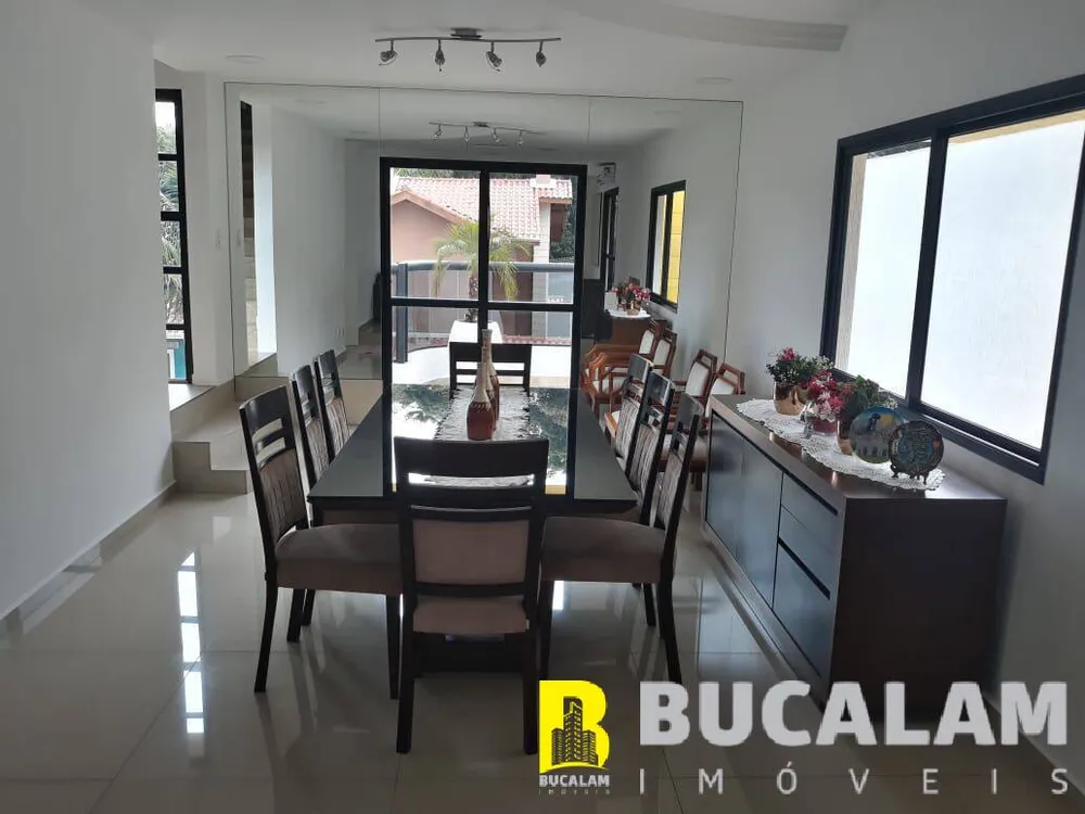 Casa, 3 quartos, 250 m² - Foto 4