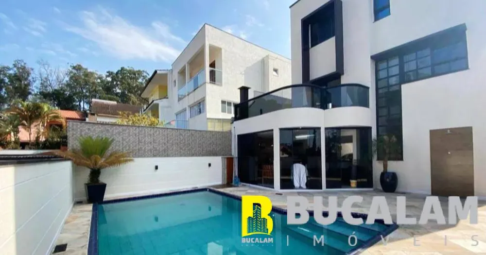 Casa, 3 quartos, 250 m² - Foto 1