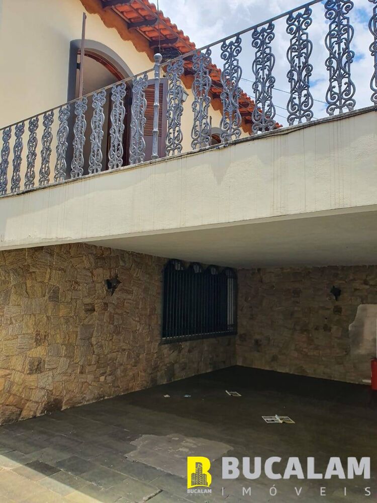 Casa à venda com 5 quartos, 400m² - Foto 2