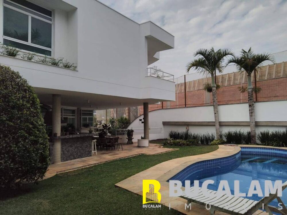 Casa à venda com 5 quartos, 1100m² - Foto 13