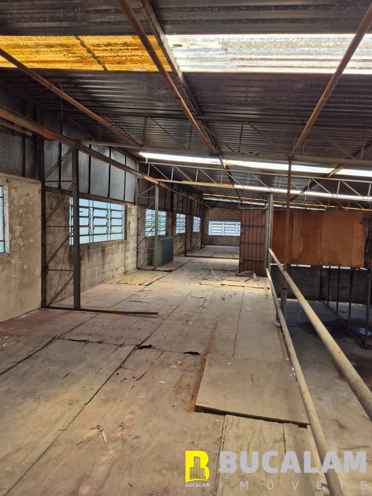 Depósito-Galpão, 1200 m² - Foto 1