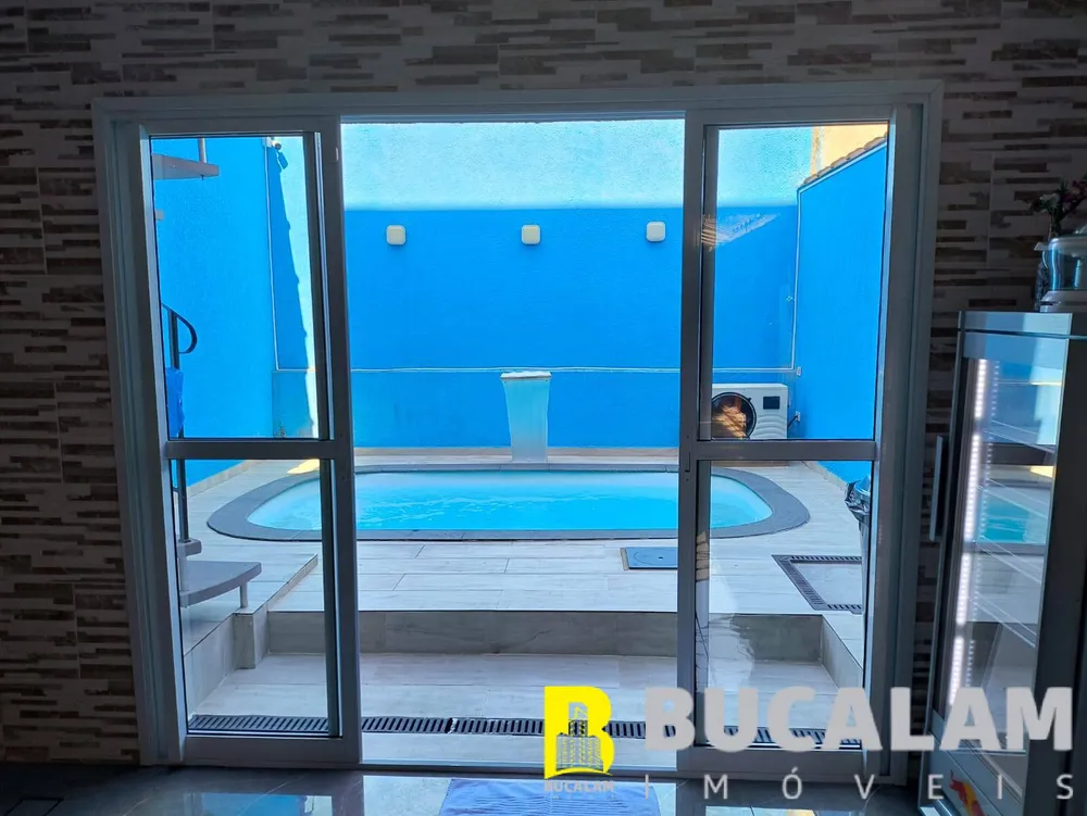 Casa, 3 quartos, 242 m² - Foto 13