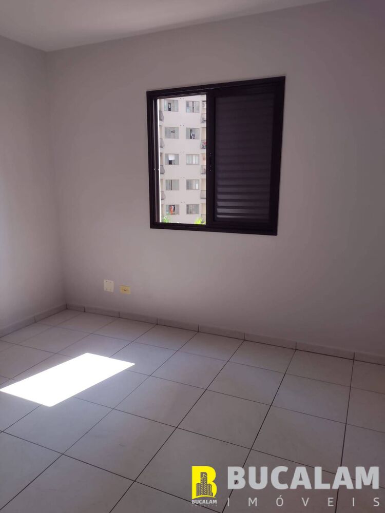 Apartamento à venda com 2 quartos, 68m² - Foto 11