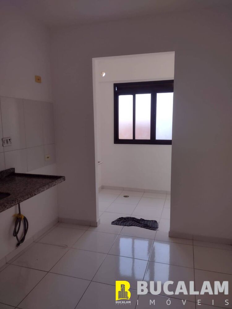 Apartamento à venda com 2 quartos, 68m² - Foto 7