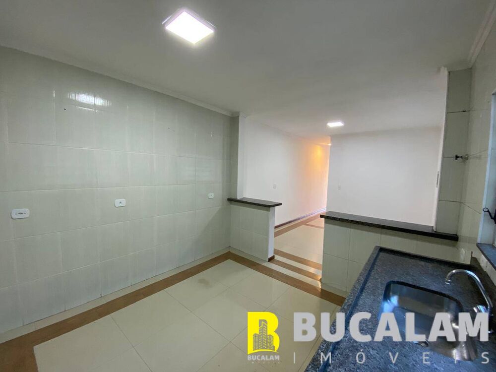 Casa, 3 quartos, 250 m² - Foto 3