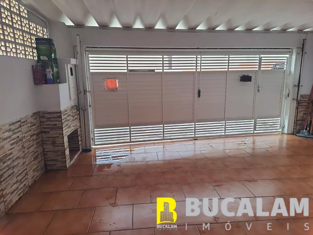 Casa à venda com 3 quartos, 130m² - Foto 2