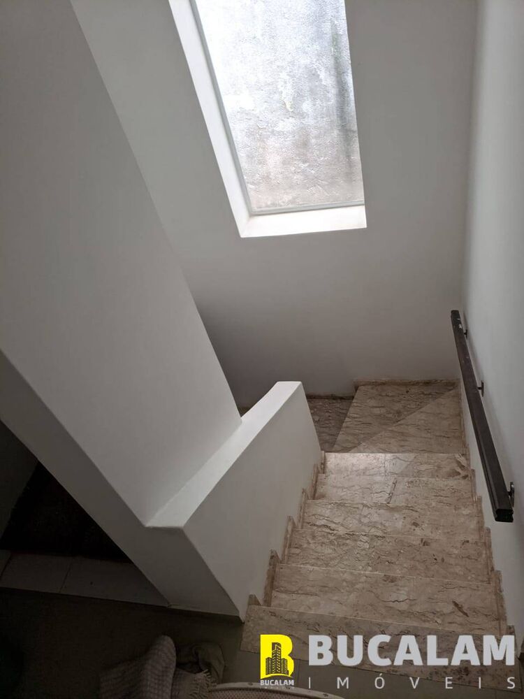 Casa à venda com 3 quartos, 125m² - Foto 3